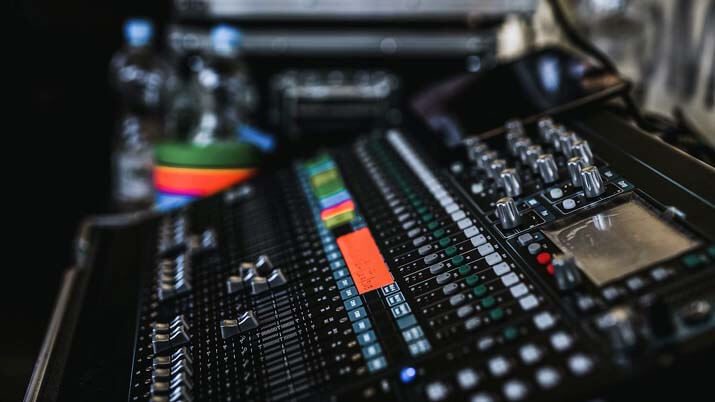 film-services-south-africa-other-715x402-72-5-t